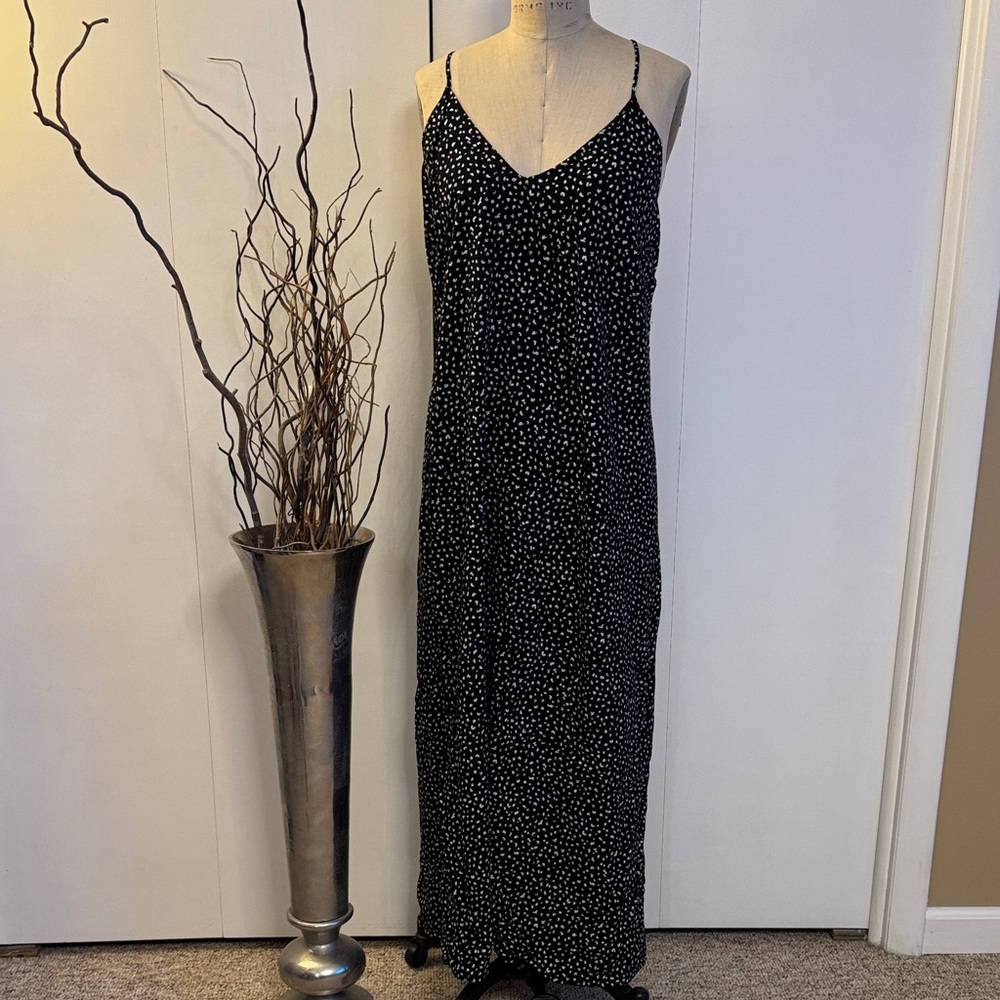 Old Navy Black and White Spotted Maxi Dress